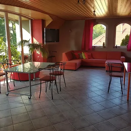 Szigeti Apartmanhaz