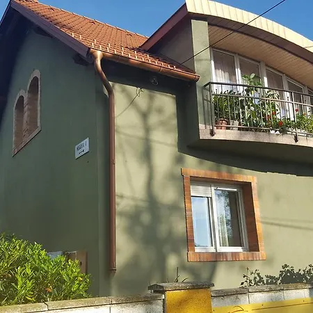Szigeti Apartmanhaz